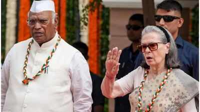 1787187810 vande mataram row