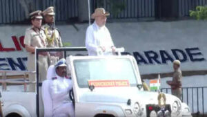 amit shah presents presidential colours to puducherry police