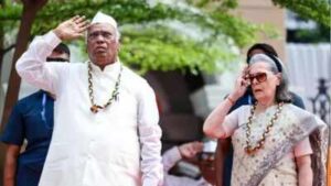 bjp leaders lodge complaint against sonia gandhi following vande mataram recitation controversy photo credit ians