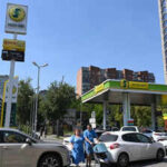 cars queue to refuel at fuel stations in russia image credit reuters