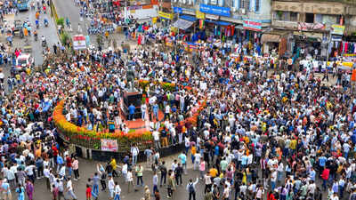 protest against jpsc over irregularities in exams in ranchi