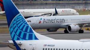 106993739 1640610359787 gettyimages 1237413027 HOLIDAY TRAVEL