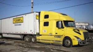 107214779 1679668775961 gettyimages 1237808450 JB HUNT TRANSPORT EARNS