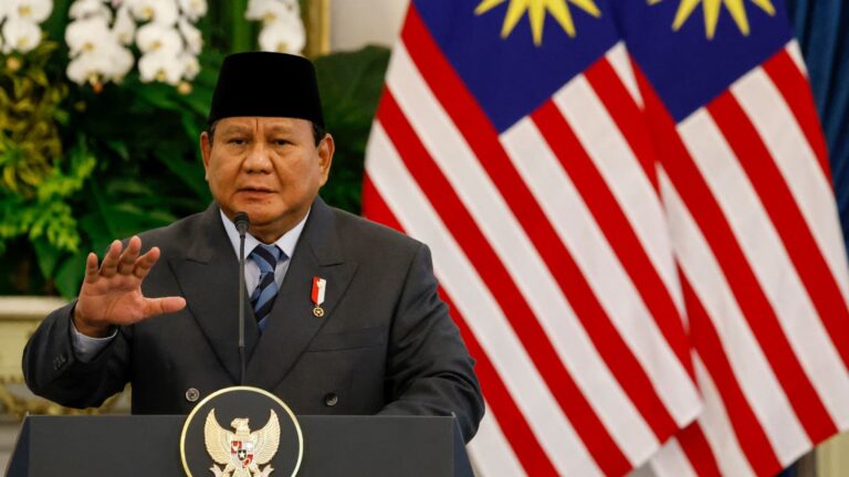 108172116 17525902692025 06 27t093006z 1467217539 rc2xafat3rcc rtrmadp 0 indonesia malaysia