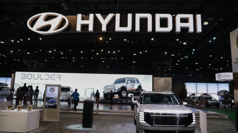 108287670 1775515626092 NYIAS 04022026 DeVries 238