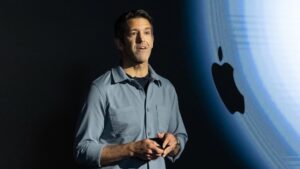 108294202 1776717504335 108294202 1776717139247 gettyimages 2264179980 APPLE LAUNCH