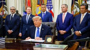 108357939 1788371708953 gettyimages 2293206133 d2 0263 golm2b58