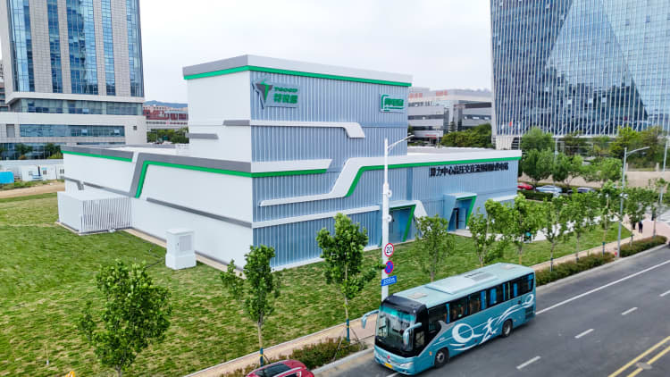 108363683 1789569851159 gettyimages 2279622767 AI POWERHOUSE in Qingdao