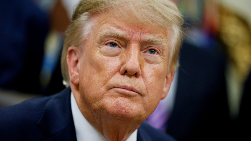 108365161 17897625102026 09 18t201225z 1089786719 rc2wlna24jya rtrmadp 0 usa trump