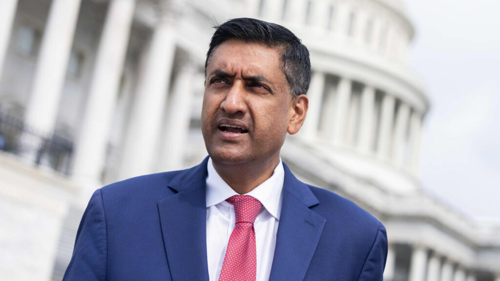 108368847 1790610558721 gettyimages 2292801324 khanna 178 090326