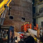building collapse in delhis satya niketan