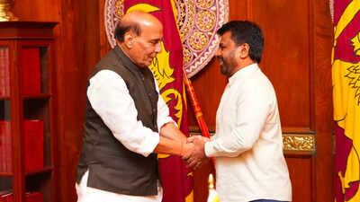 defence minister meets sri lankan president