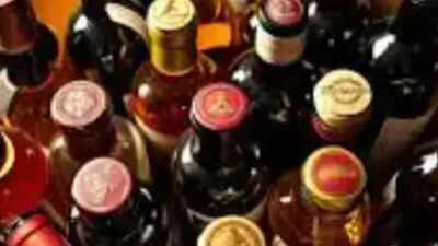 illegal liquor delhi excise dept filed 725 firs arrested 730 people in 5 months
