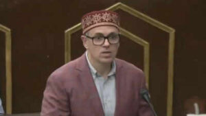 jk cm omar abdullah has called on the centre to restore statehood