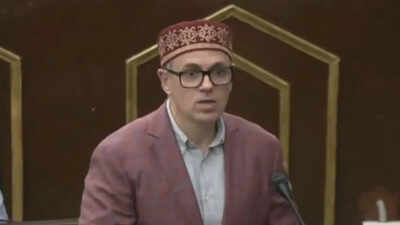 jk cm omar abdullah has called on the centre to restore statehood