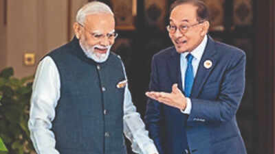 pm modi with anwar ibrahimmalaysia agreed to the openingof a new indian consulate