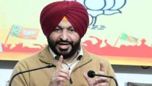 ravneet bittu file photo