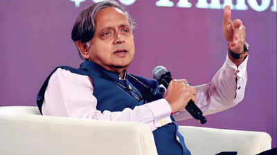 shashi tharoor is known for his use of rarely used and often difficult to pronounce english words