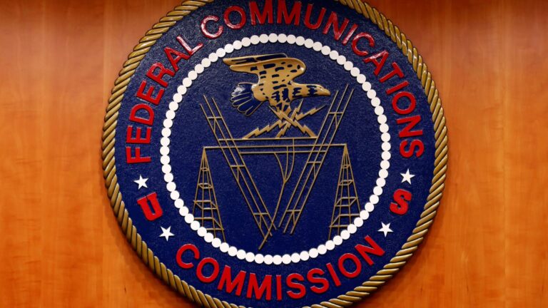 106807806 16074358342020 12 03t230819z 202191474 rc2zfk9y7yyw rtrmadp 0 usa tech fcc