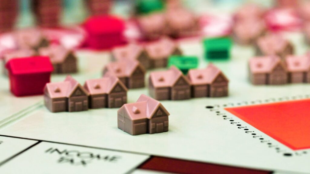 107291565 1692891879970 REITs on site thumb 3 many homes