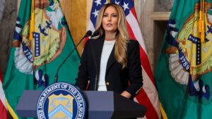 108320351 17811913472026 06 11t152150z 270014104 rc2rrlazpf7e rtrmadp 0 usa melania bessent