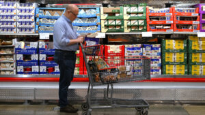 108334692 1784035346683 gettyimages 2280676197 US VIRGINIA ARLINGTON CPI MAY RISE