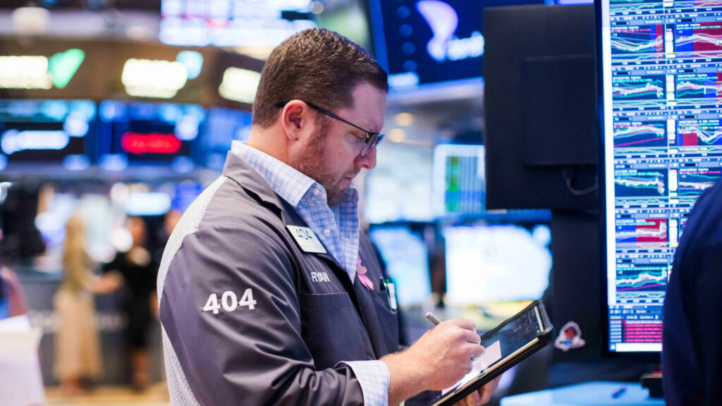 108370319 1790781020673 Traders Photo 20260929 KK PRESS 004