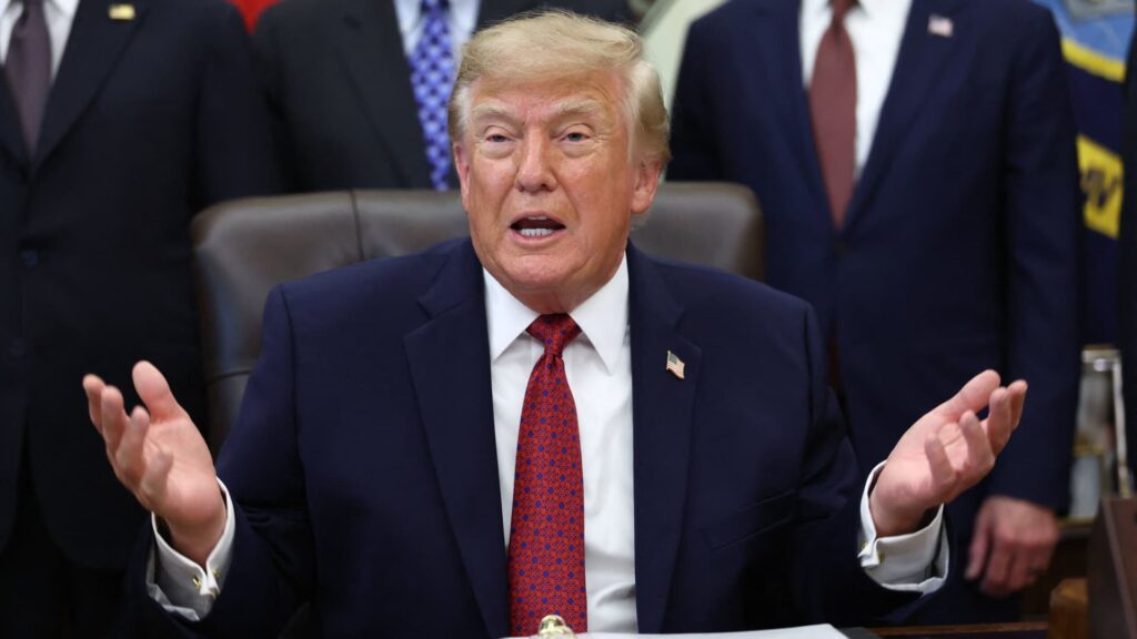 108370739 17908084182026 09 30t211556z 1144083761 rc2xtnat3vx9 rtrmadp 0 usa trump