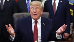 108370739 17908084182026 09 30t211556z 1144083761 rc2xtnat3vx9 rtrmadp 0 usa trump