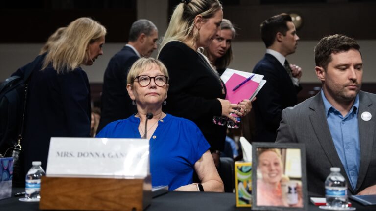 108371075 1790866953733 gettyimages 2296092286 ice forum 040 092226