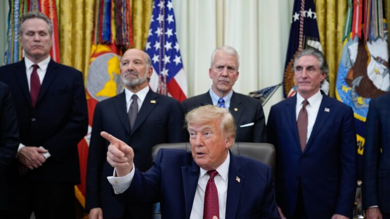 108371632 1790929805073 gettyimages 2297413933 TRUMP ALASKA LNG