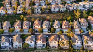 108408703 1791985792669 gettyimages 2268964111 260402 to homes 005