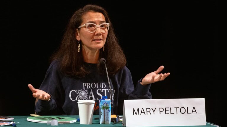 108464021 1793019612215 gettyimages 2298823965 ALASKA MIDTERMS