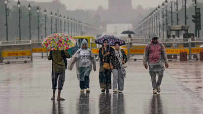 weather rain in delhi